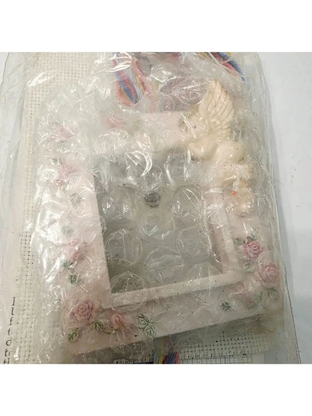 Vtg Bucilla Mini Resin Cherub Frame Boy Girl Cotton Embroidery Cross Stitch DIY